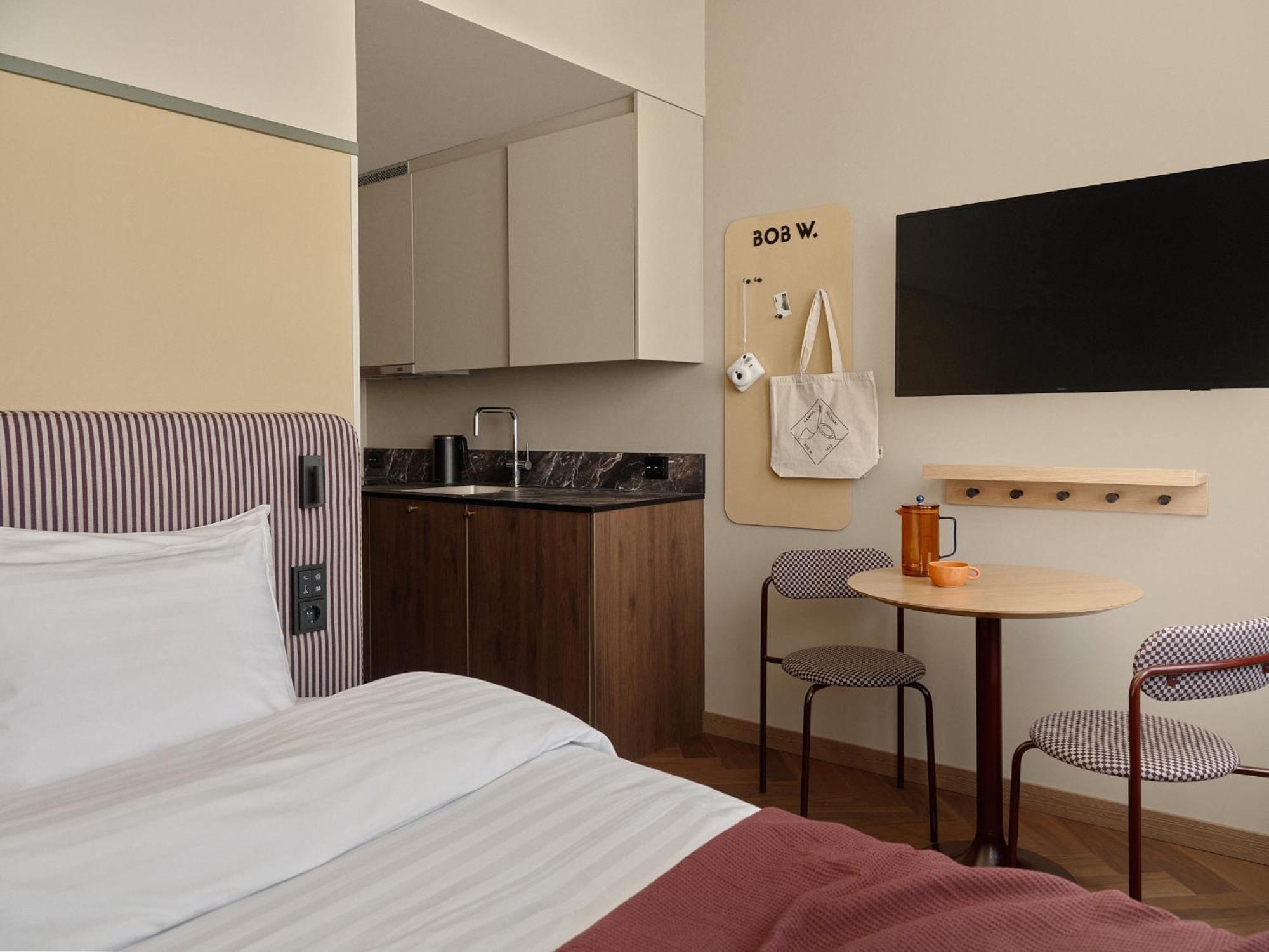 Bob W Kamppi Hotelli 4*